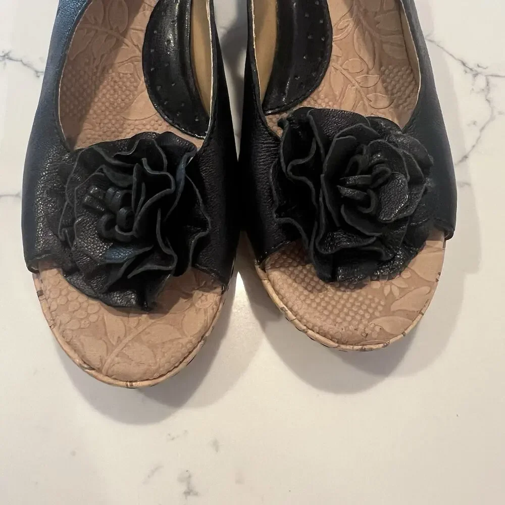 Born BOC Concept Sandals Sz 8 Leather cork Wedge Slingback Rosettes